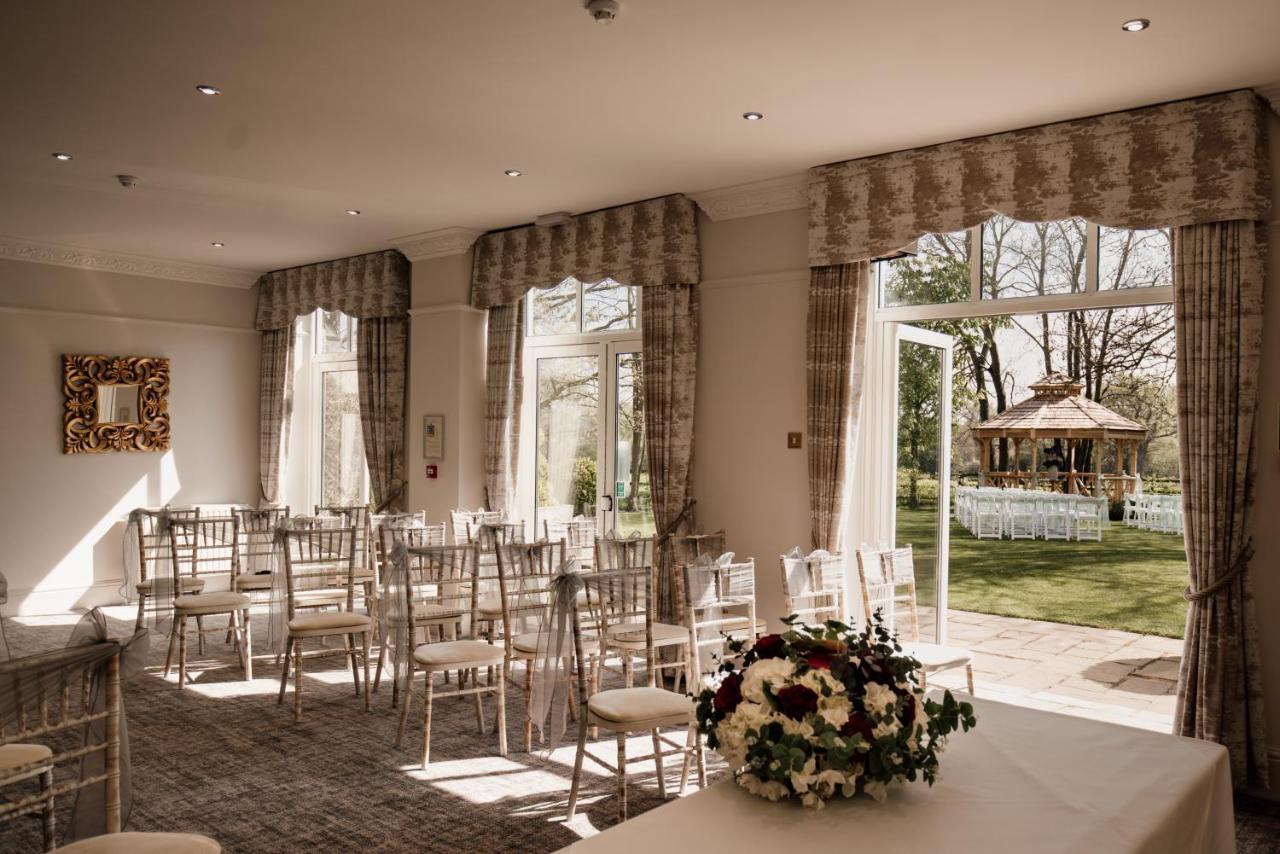 Pontlands Park Hotel Chelmsford Exterior photo
