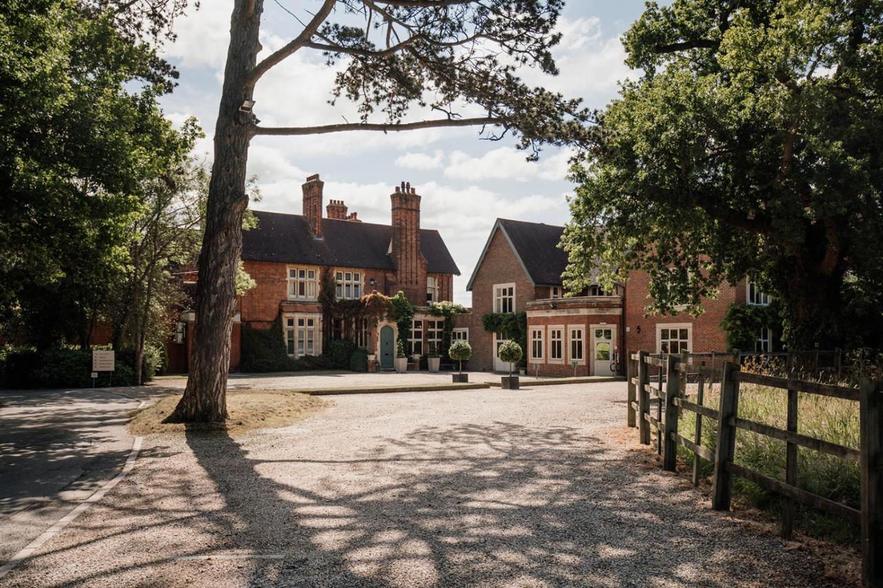 Pontlands Park Hotel Chelmsford Exterior photo